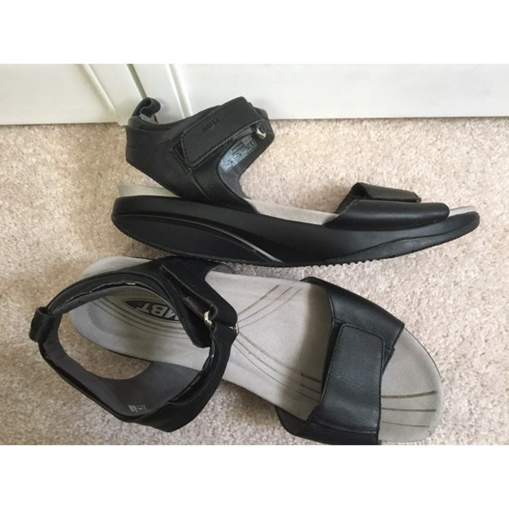 MBT size 10 Pia black leather sandals